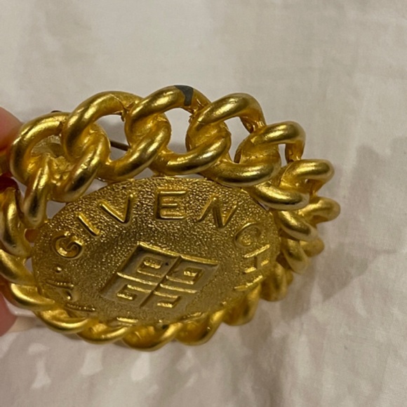 ✨Authentic Vintage GIVENCHY PARIS Logo Large Brooch Pin - Picture 8 of 11